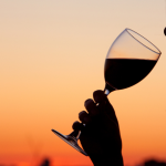 Sidnei Piva de Jesus indica vinhos leves e refrescantes perfeitos para o verão.