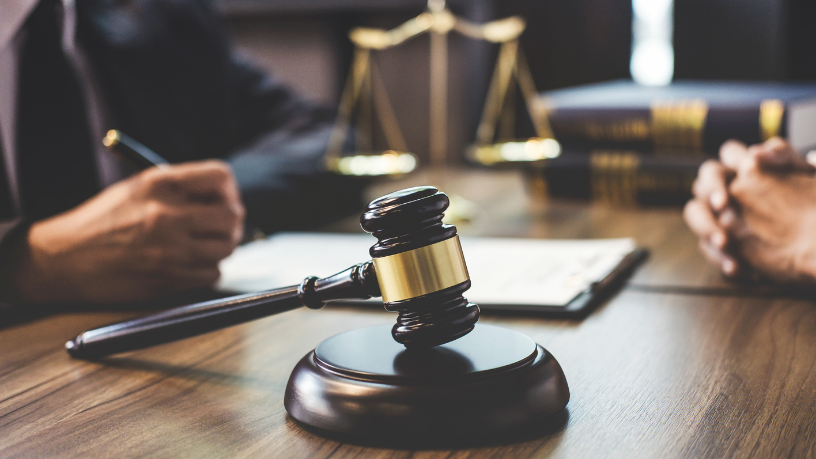 Kelsem Ricardo Rios Lima esclarece em quais situações a procuração pública é exigida por lei.