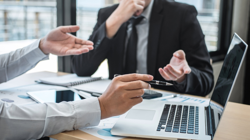 Fundos especializados: Rodrigo Balassiano explica as chaves para montar veículos por setor e captar recursos com foco direcionado.