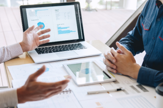 Rodrigo Balassiano mostra como a estruturação de fundos setoriais pode atrair investidores alinhados a nichos estratégicos da economia.