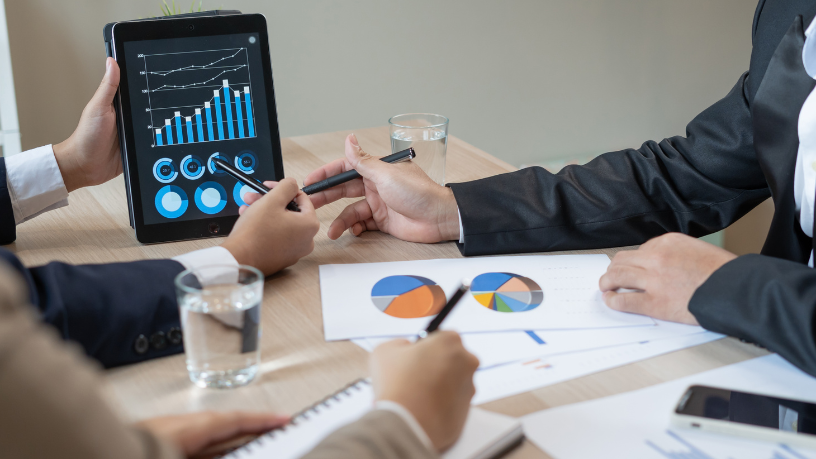 José Henrique Gomes Xavier mostra como países desenvolvidos reduziram a burocracia e alavancaram o crescimento económico.