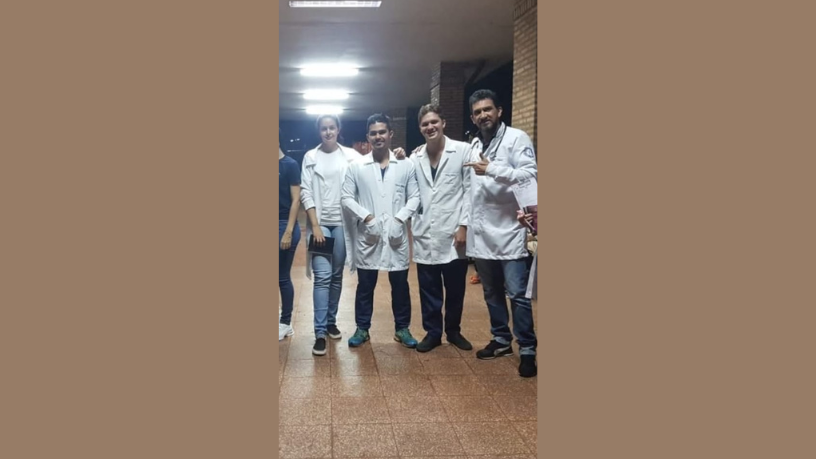 Ciro Antônio Taques evidencia a importância da avaliação neuropsicológica na adaptação de tratamentos para pacientes crônicos.