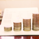 Disciplina financeira em prática: Andrey de Oliveira Pontes mostra como criar disciplina financeira em 7 passos simples e aplicáveis no dia a dia.